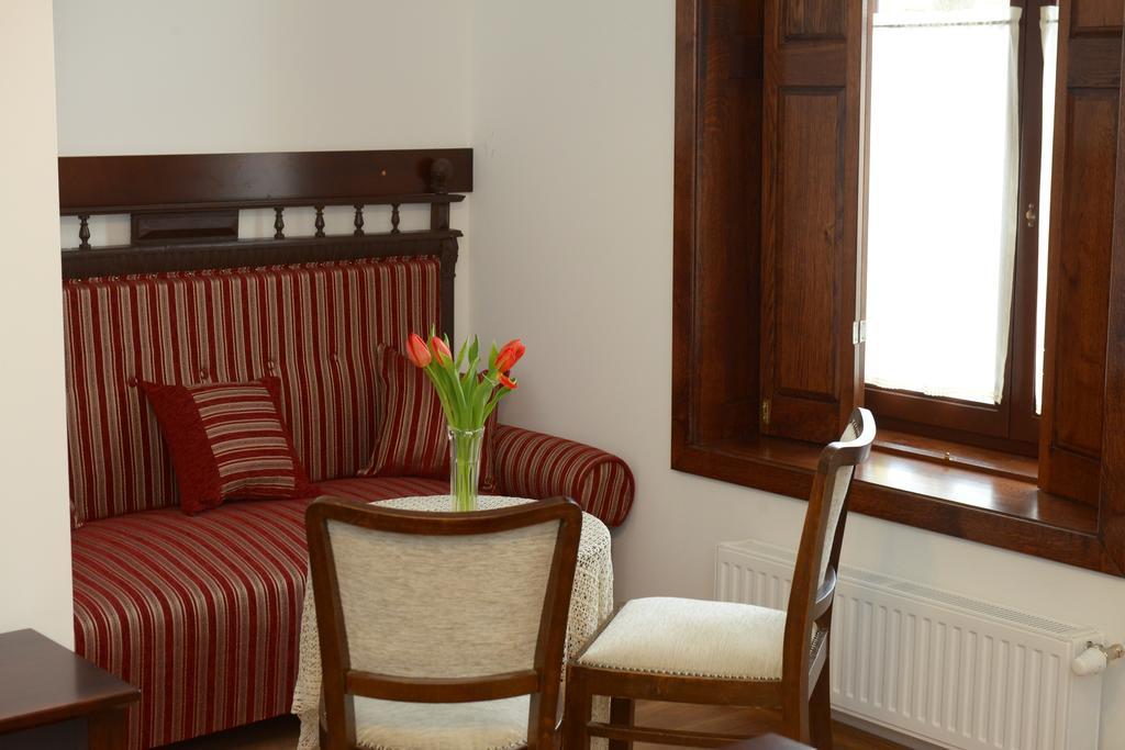 Levendula Porta Es Pajtaszinhaz Hotel Orfű Cameră foto